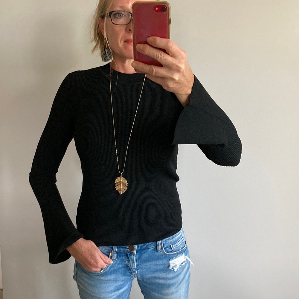 Black Flare Sleeve Ribbed Knit Top